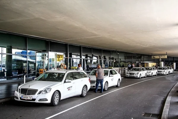 Cab Company in Winnipeg, MB Cab Company in Winnipeg, MB